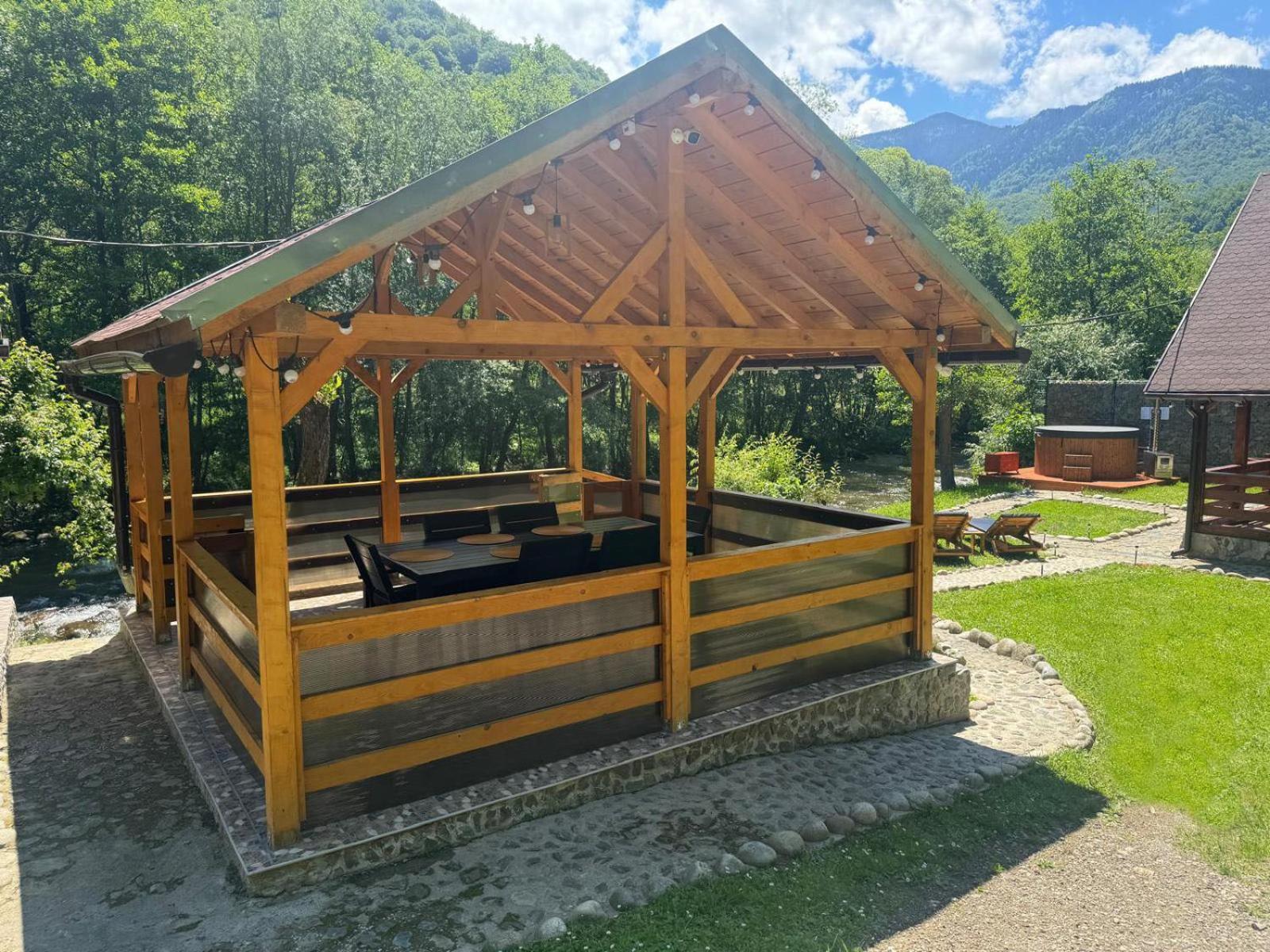 Woods Retreat Villa Riu de Mori Exterior photo