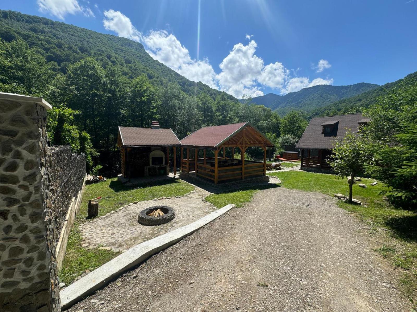 Woods Retreat Villa Riu de Mori Exterior photo