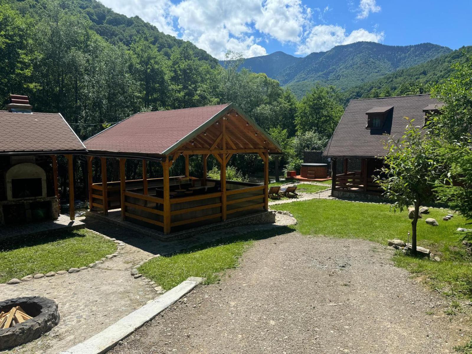 Woods Retreat Villa Riu de Mori Exterior photo